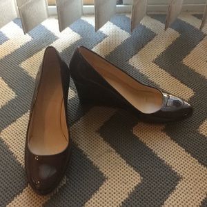 J crew factory patent wedges.